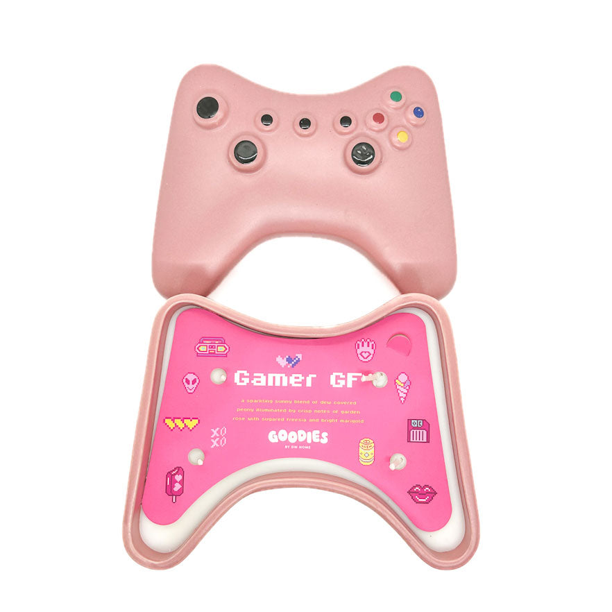 Gamer GF Controller Candle | DW Home